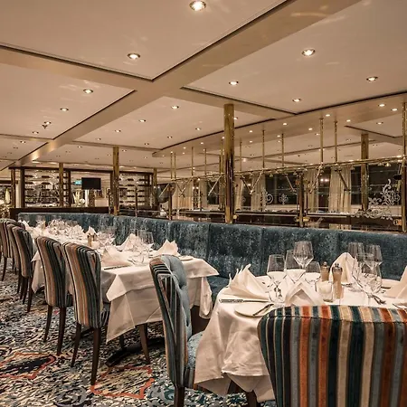 Otel Viva Riverside 4 4*