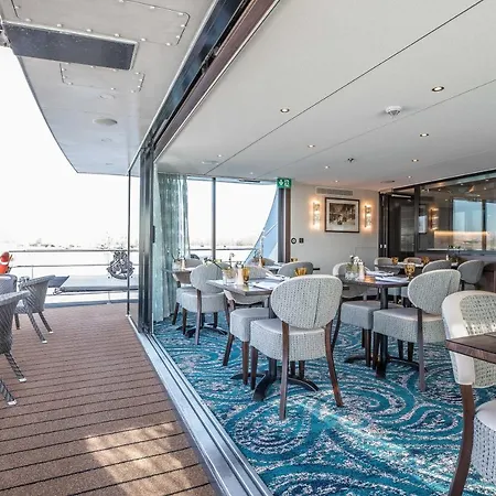 Viva Riverside 4 Otel 4*