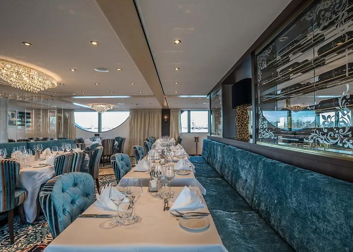 Viva Riverside 4 4* Cologne