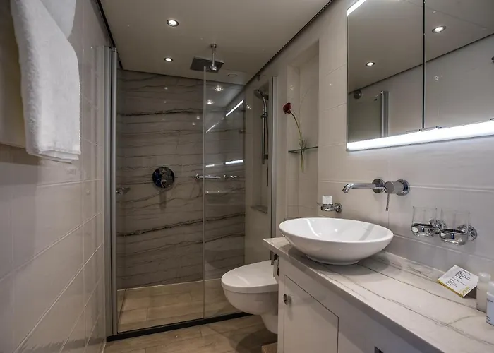 Hotel Viva Riverside 4 Cologne